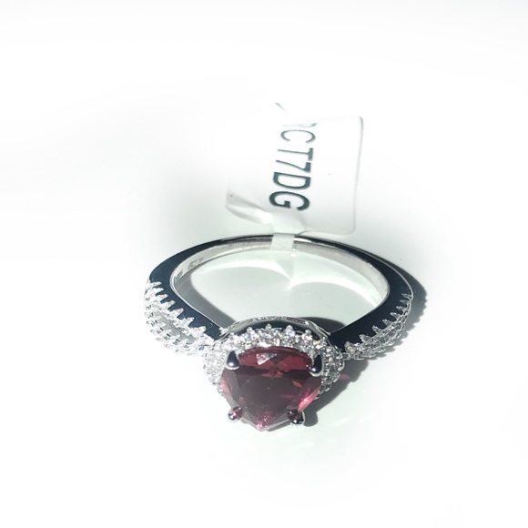 NEW CZ 925 STERLING SILVER TEAR DROP RUBY RING 7 - Picture 1 of 4